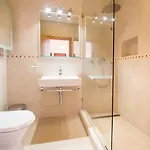 With Panoramic Yacht Marina Views Apartament *