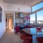 Apartament With Panoramic Yacht Marina Views *