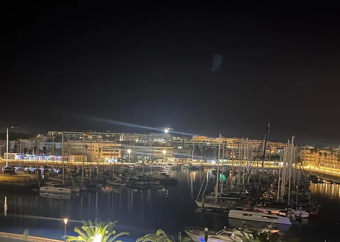 Appartamento With Panoramic Yacht Marina Views Lagos